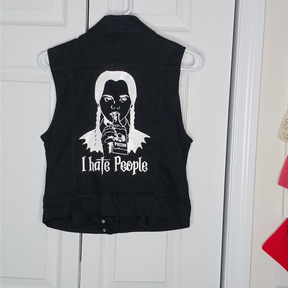 Forever 21 Wednesday Addams Black Denim Zip Up Vest NWOT - Picture 3 of 9